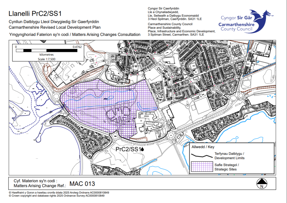 Map titled "Llanelli PrC2/SS1" showing development plans for Llanelli, Carmarthenshire. The map includes Terfynau Datblygu (development limits) outlined in pink, Safle Strategol (strategic sites) shaded in purple grid, and key locations like Alltwedd