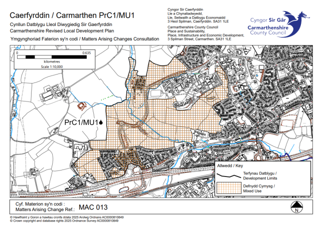 Map titled "Caerfyrddin / Carmarthen PrC1/MU1," showing Carmarthen’s revised local development plan with key areas marked by development limits (orange crosshatching) and mixed-use zones (red crosshatching). 