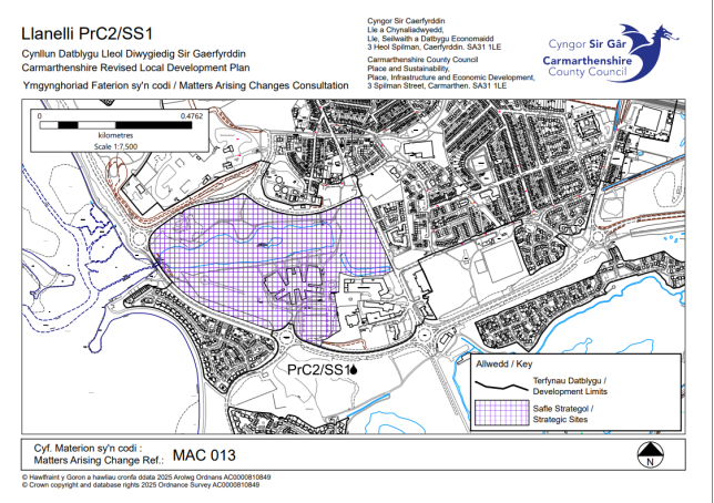Map titled "Llanelli PrC2/SS1" showing development plans for Llanelli, Carmarthenshire. The map includes Terfynau Datblygu (development limits) outlined in pink, Safle Strategol (strategic sites) shaded in purple grid, and key locations like Alltwedd